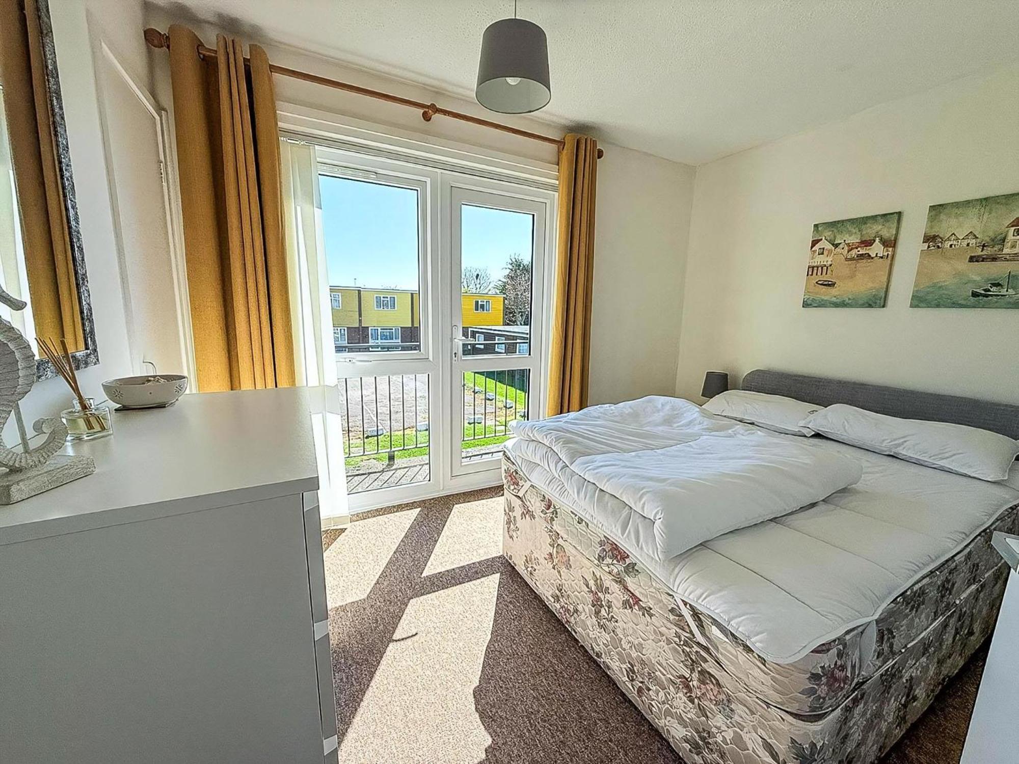 Lovely 4 Berth Chalet To Hire In Hemsby Nearby The Beach Ref 18177B ภายนอก รูปภาพ